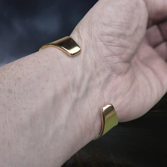 Bronze Hiberno-Norse Viking Bracelet / Arm Ring Replica with 1 Dot Design on Wrist - Back View