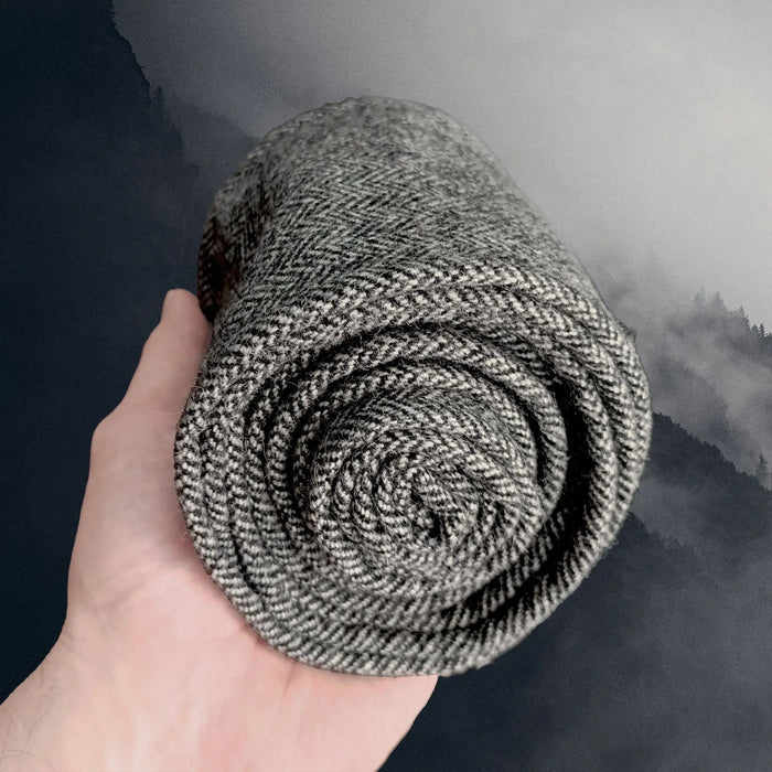100% Wool Replica Viking Leg Wrap / Wininga in Bi-Colour Herringbone Weave on Hand - Side View