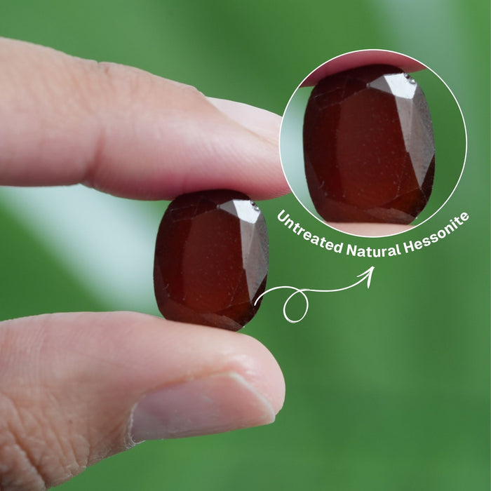 Hessonite Garnet (Gomed)