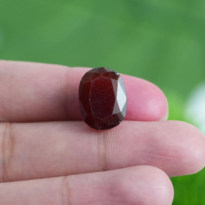 Hessonite Garnet (Gomed)