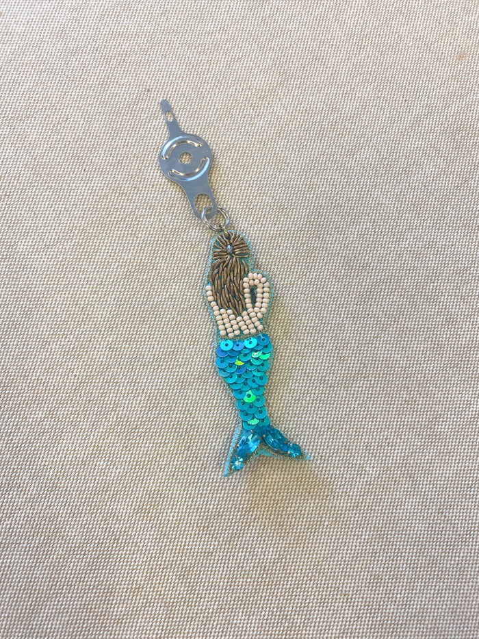 Mermaid Needle Threader