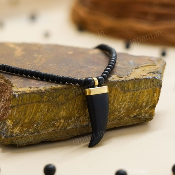 Single Teeth Karungali Necklace – Natural Ebony Wood