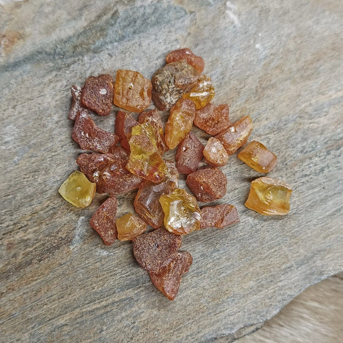 Raw Amber Chips with Drilled Holes x 10g